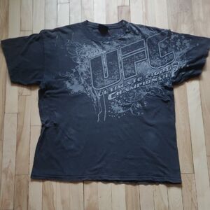 UFC Men's Charcoal Graphic Tee